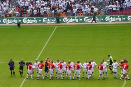 Carragher: Slot's job at risk if Liverpool miss out on Champions League