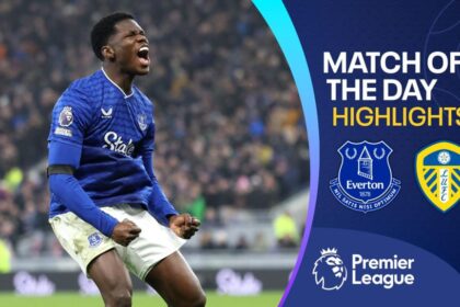 Barry goal rescues draw for Everton against Leeds