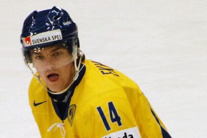 Mattias Ekholm's hat trick carries Oilers past Ducks