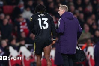 Man Utd's Dorgu set for weeks out with hamstring issue