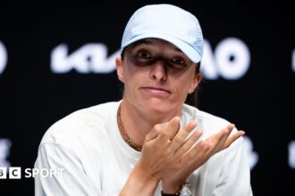 Are we tennis players or zoo animals? - Swiatek on cameras