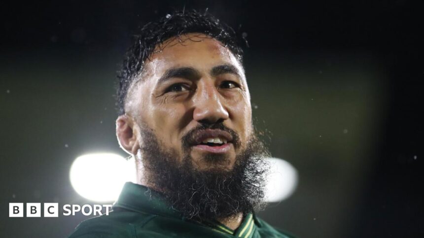 Ireland replace Aki for 'disciplinary reasons'
