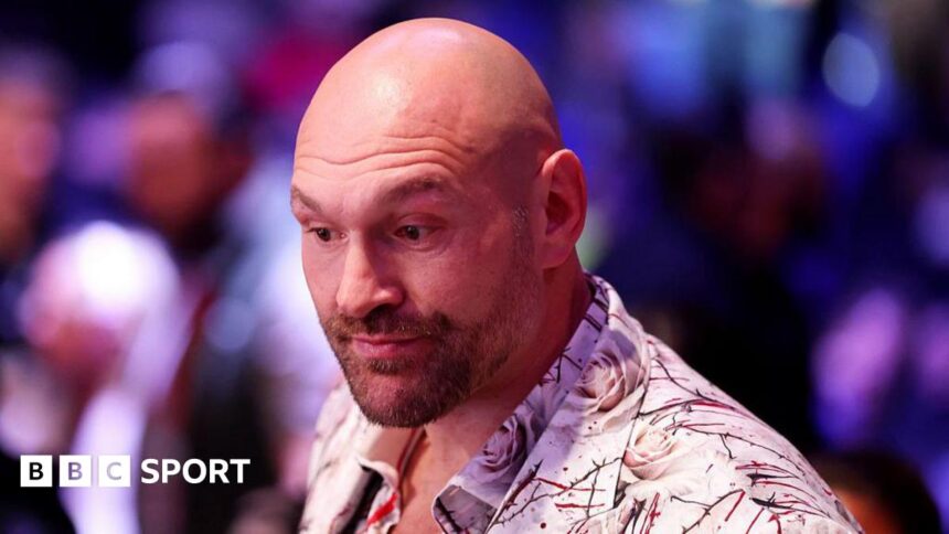 Fury to face Makhmudov in April comeback fight