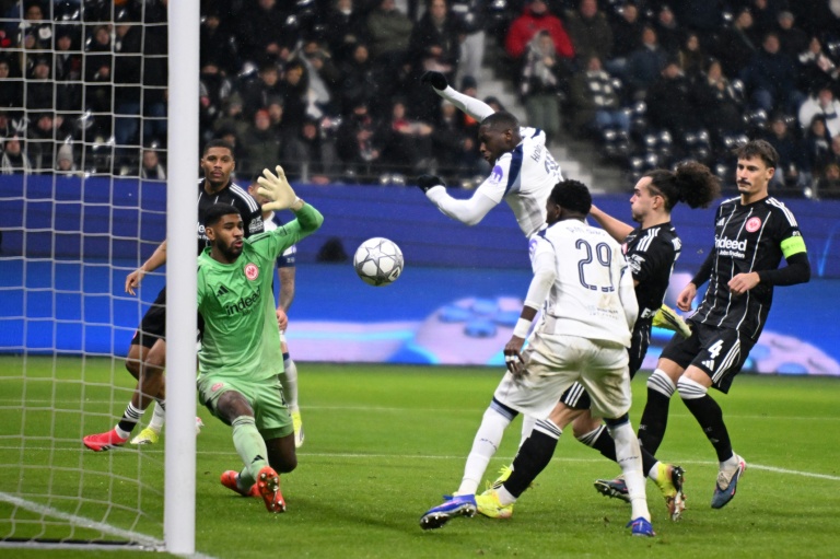 Kolo Muani and Solanke send Spurs into Champions League last 16