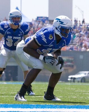 Record $1.76B expected to be bet on Super Bowl