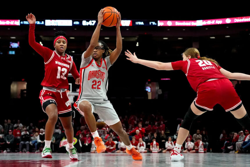 Wisconsin women's basketball suffers hard-fought loss at No. 11 Ohio State