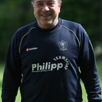 Does Raducanu need to stick with same coach after latest change?