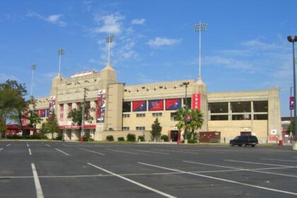 No. 1 Arizona travels to Arizona State with history on the line