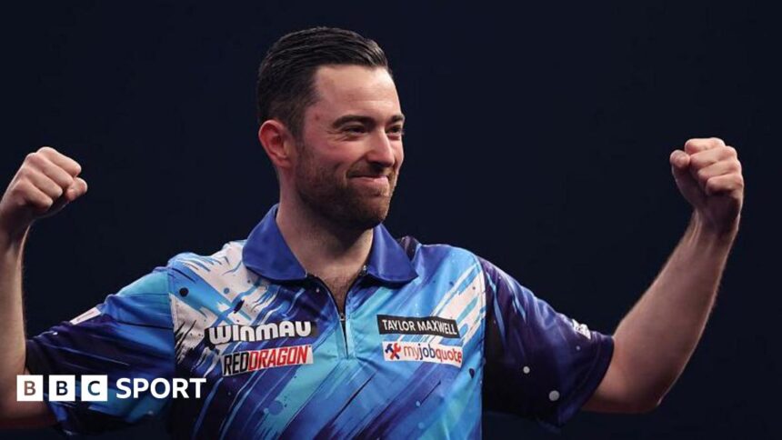 Humphries hits nine-darter in World Masters win