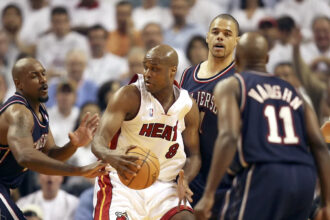 Brooklyn Nets jersey history No. 41 - John Thomas (2006)