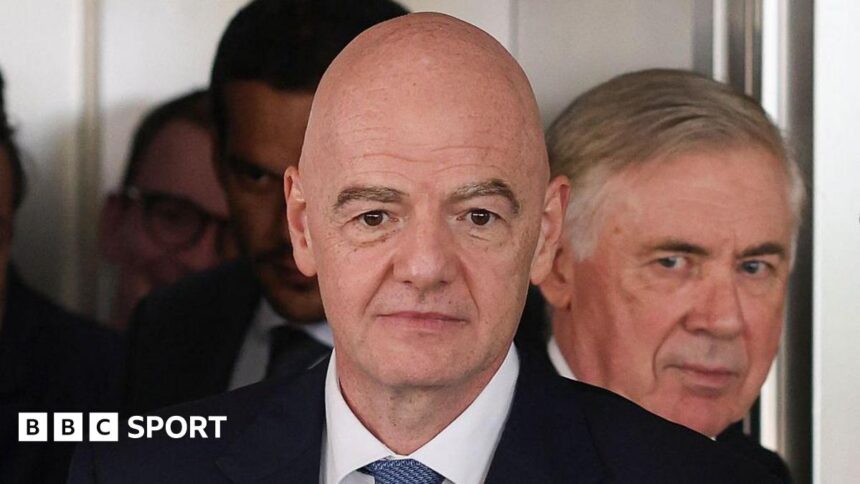 Infantino apologises for jokes about British fans
