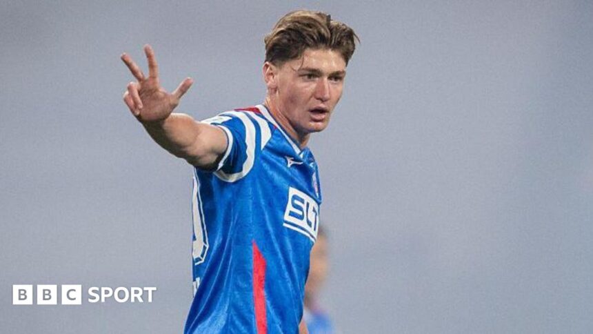 Rangers buy striker Naderi from Hansa Rostock