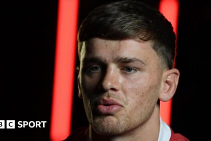 'Niggly' Mann aims to get under England's skin