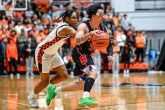 Boys basketball roundup: Sexton, P-W stay perfect in league play