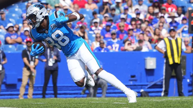 Dolphins sign Joe Burrow's former LSU WR teammate to free agent contract