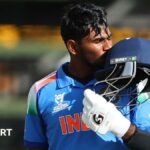 Record-breaking India race into World Cup final