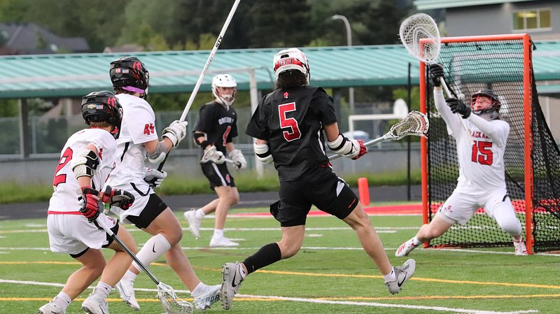 Lakers acquire Kennard from Hawks, sources say