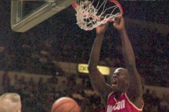 Houston Rockets jersey history No. 7 - Carl Herrera (1991-95)