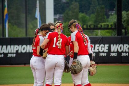 Lakers' Luka Doncic headed for MRI on sore left hamstring