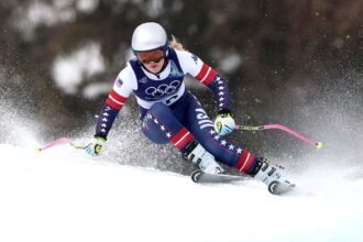 US ski star Lindsey Vonn stuns in Olympic training run one week after ACL tear