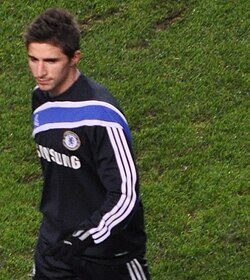 Bompastor signs new Chelsea contract until 2030