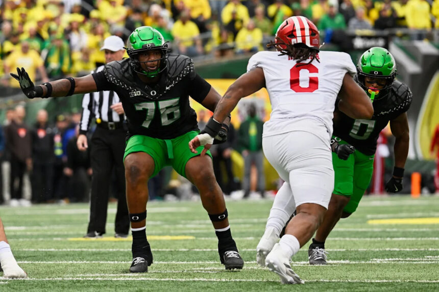 Unpacking Future Packers: No. 76, Oregon OT Isaiah World
