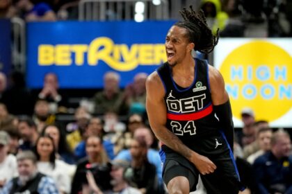 Pistons end Knicks' NBA winning streak, Celtics edge Heat