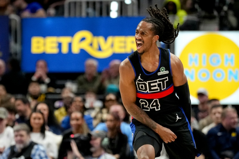 Pistons end Knicks' NBA winning streak, Celtics edge Heat