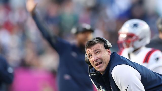Patriots’ Coach Mike Vrabel ‘Disappointed’ After Super Bowl Loss