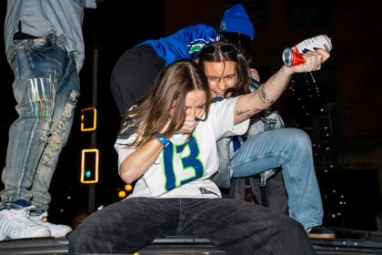 Seahawks fans put on raucous celebration in Seattle after team's Super Bowl win