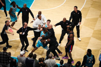 Massive fight erupts in Pistons vs. Hornets. Four players ejected