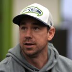Raiders confirm Seahawks OC Klint Kubiak as new head coach