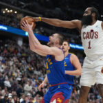 Donovan Mitchell, James Harden rally Cavs to 119-117 win over Nuggets