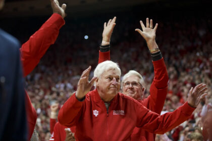 Indiana announces plans to build bronze Bob Knight statue in honor of Hall of Fame coach