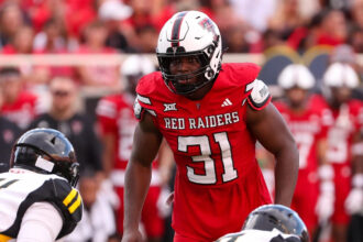 Tennessee Titans focus on defense in Chad Reuter's 3-round mock draft