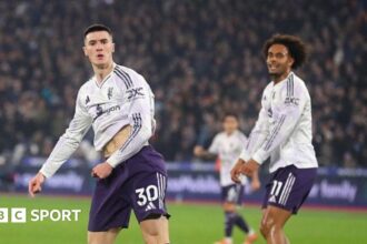 Carrick's 'Sir Alex' playbook and a happy start at Man Utd