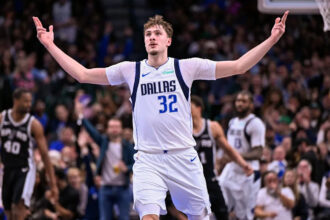 Mavericks' Cooper Flagg suffers left mid-foot sprain, out Thursday vs. Lakers, All-Star Rising Stars