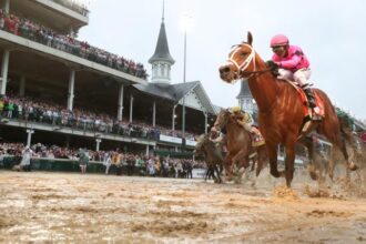 Kentucky Derby weather updates: Will rain in forecast impact Churchill Downs track conditions?