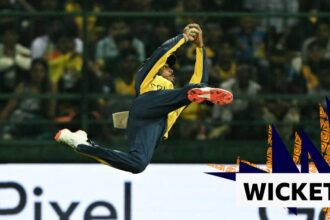 Nissanka takes incredible catch to remove Maxwell