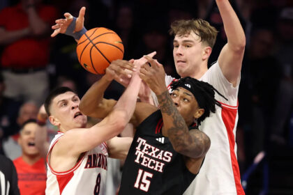 Arizona men’s basketball falls in AP poll following back-to-back losses