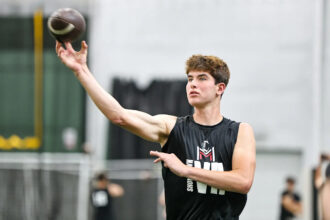 2027 four-star QB Peter Bourque decommits from Michigan Football