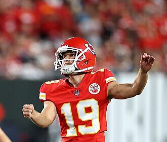 Agent: Buccaneers WR Mike Evans intends to play in '26