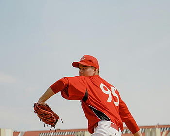 Russell starts final F1 test strongly as Hamilton suffers first Ferrari issue