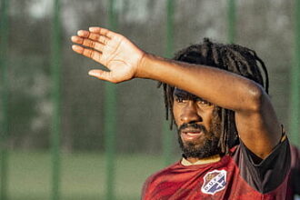 MVG out of Premier League Darts in Glasgow as Littler receives bye