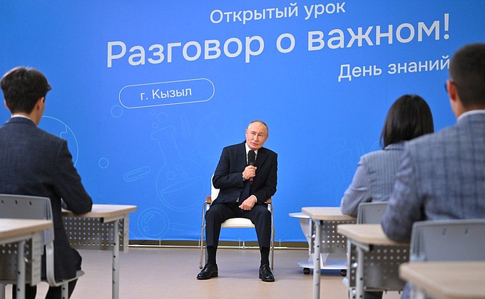 Trail Blazers lose Deni Avdija (back) in win over short-handed Suns