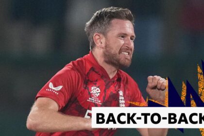 Dawson takes back-to-back wickets against Pakistan