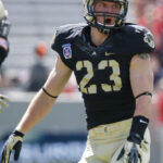 Top NFL prospect Reese says he's an OLB/edge