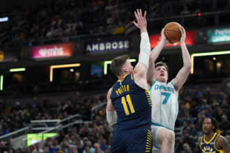 Hornets' Kon Knueppel breaks NBA rookie record for 3-pointers in a season in just 59 games
