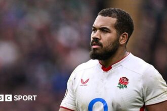 Injury puts England's Lawrence out of Italy game