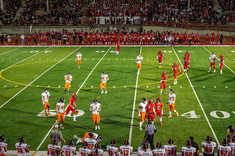 Report: Cowboys' Donovan Ezeiruaku recovering from hip surgery